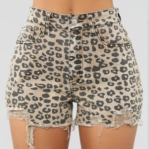 🌡Leopard Denim Shorts
